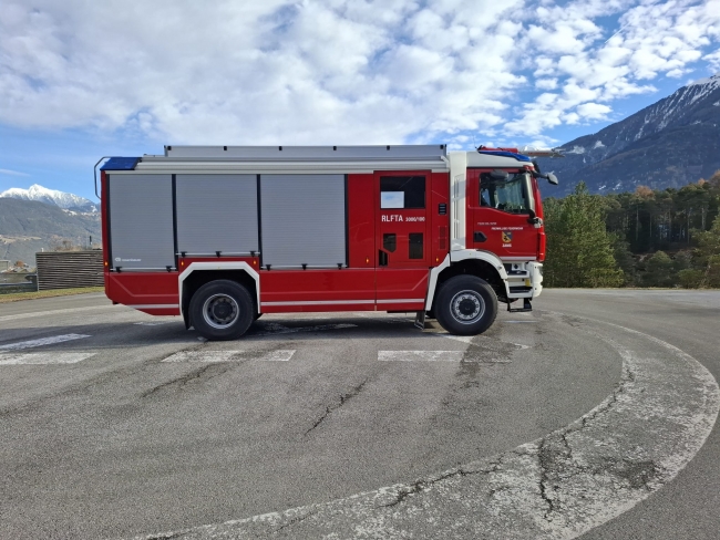 PHOTO-2025-12-03-14-10-41 (8)